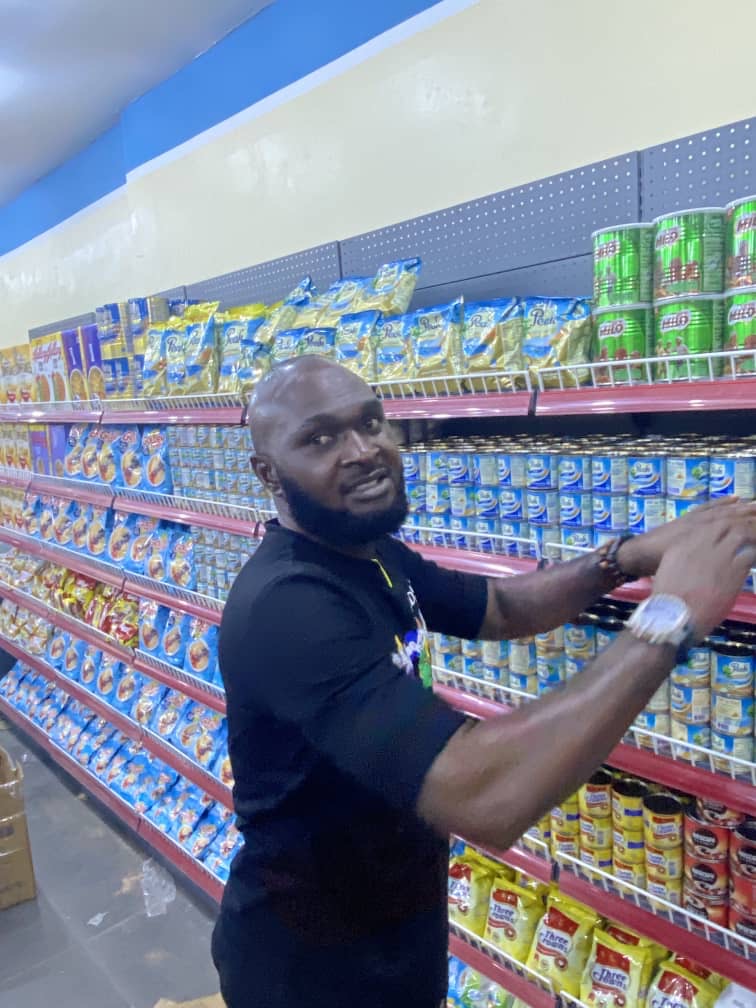 Dikubs supermarket